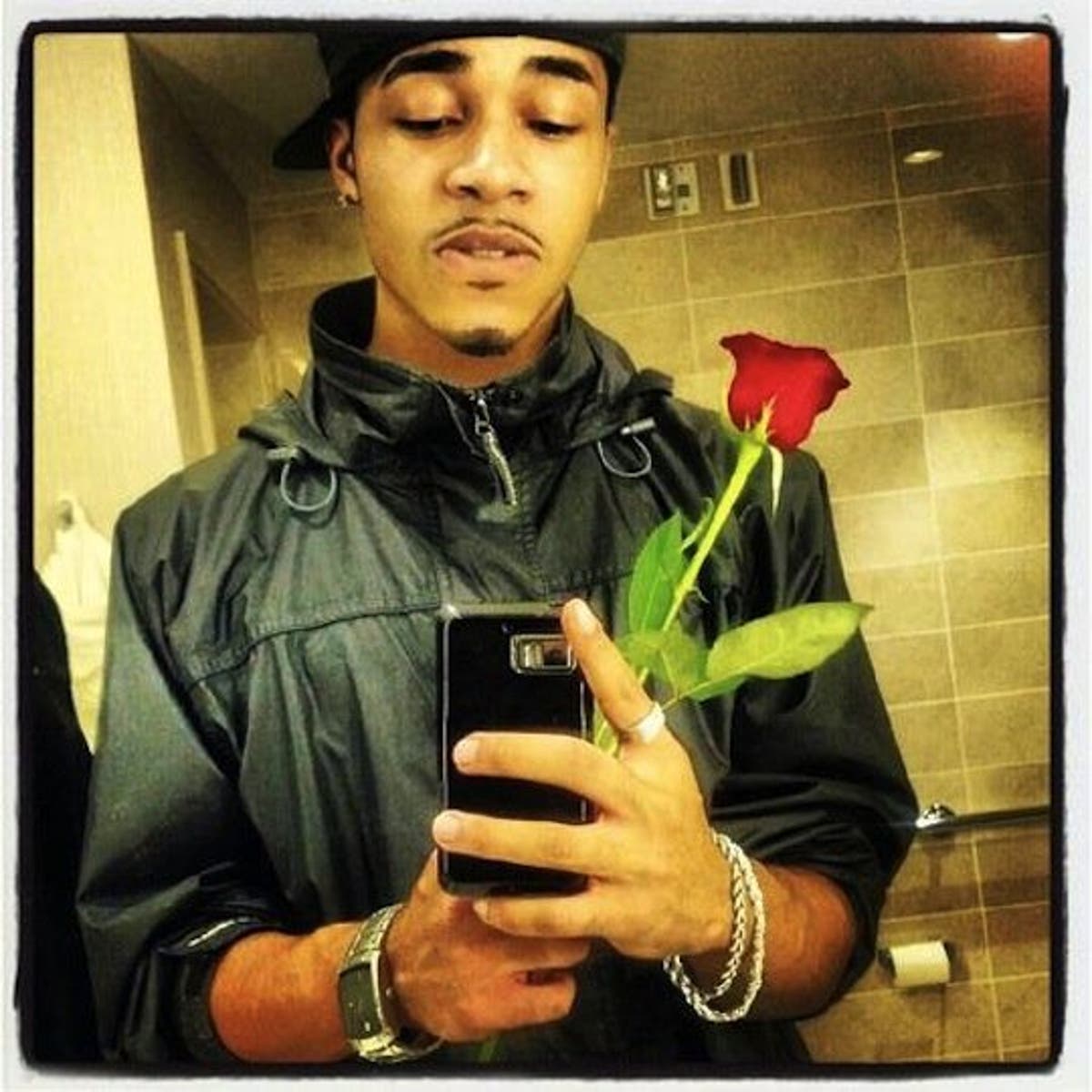 Rapper Freddy E Shoots Himself In The Head After Girlfriend Honey Cocaine Dumps Him Naijalog If there's a god then he's calling me back home. rapper freddy e shoots himself in the