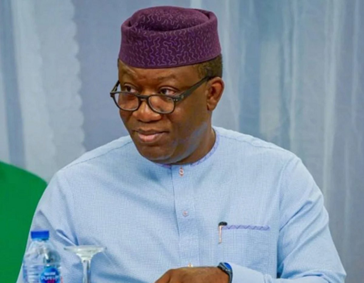 Covid-19: Fayemi threatens to sanction cabinet members who fail to use face  mask | Tribune Online